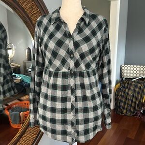 Maurices Plaid Long Sleeve Shirt